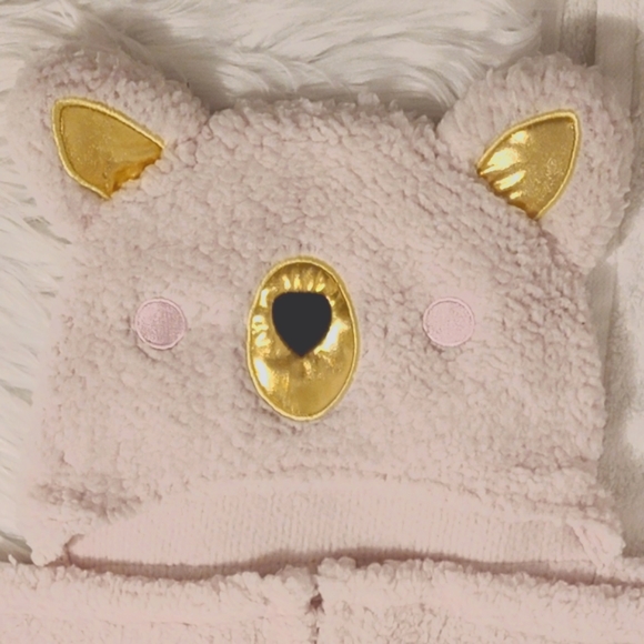 🌺LULU & COCO KIDS HOODED BLANKET- NWT. - Picture 5 of 10